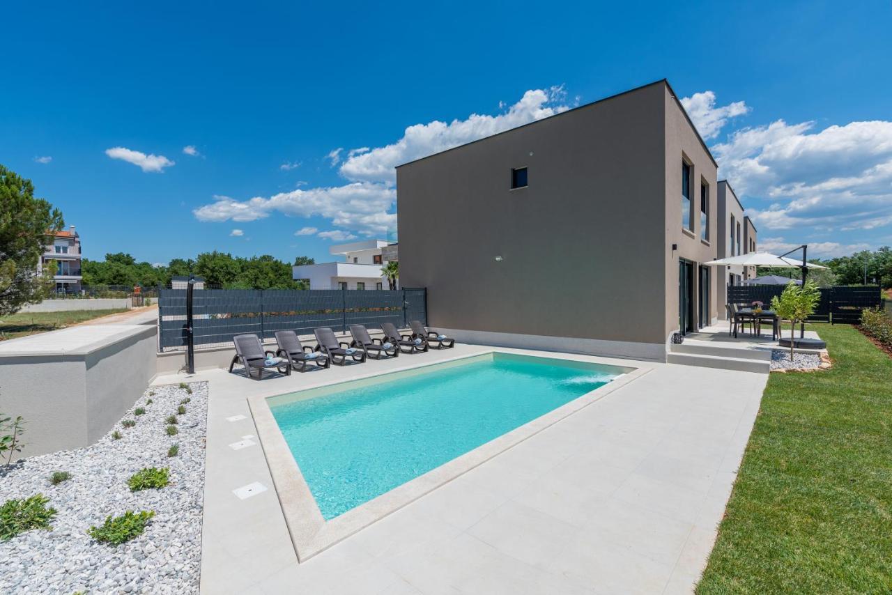 Villa Atena Poreč Buitenkant foto
